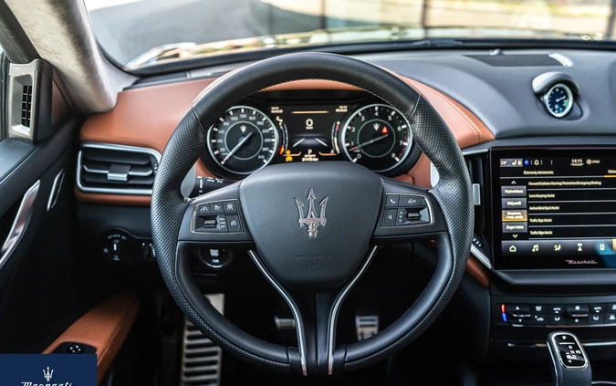 Maserati Ghibli cena 459000 przebieg: 31160, rok produkcji 2022 z Pyzdry małe 232